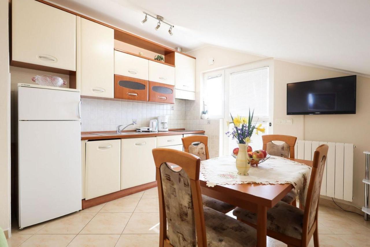 Apartments Mira 扎达尔 外观 照片