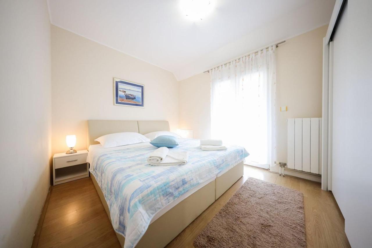 Apartments Mira 扎达尔 外观 照片