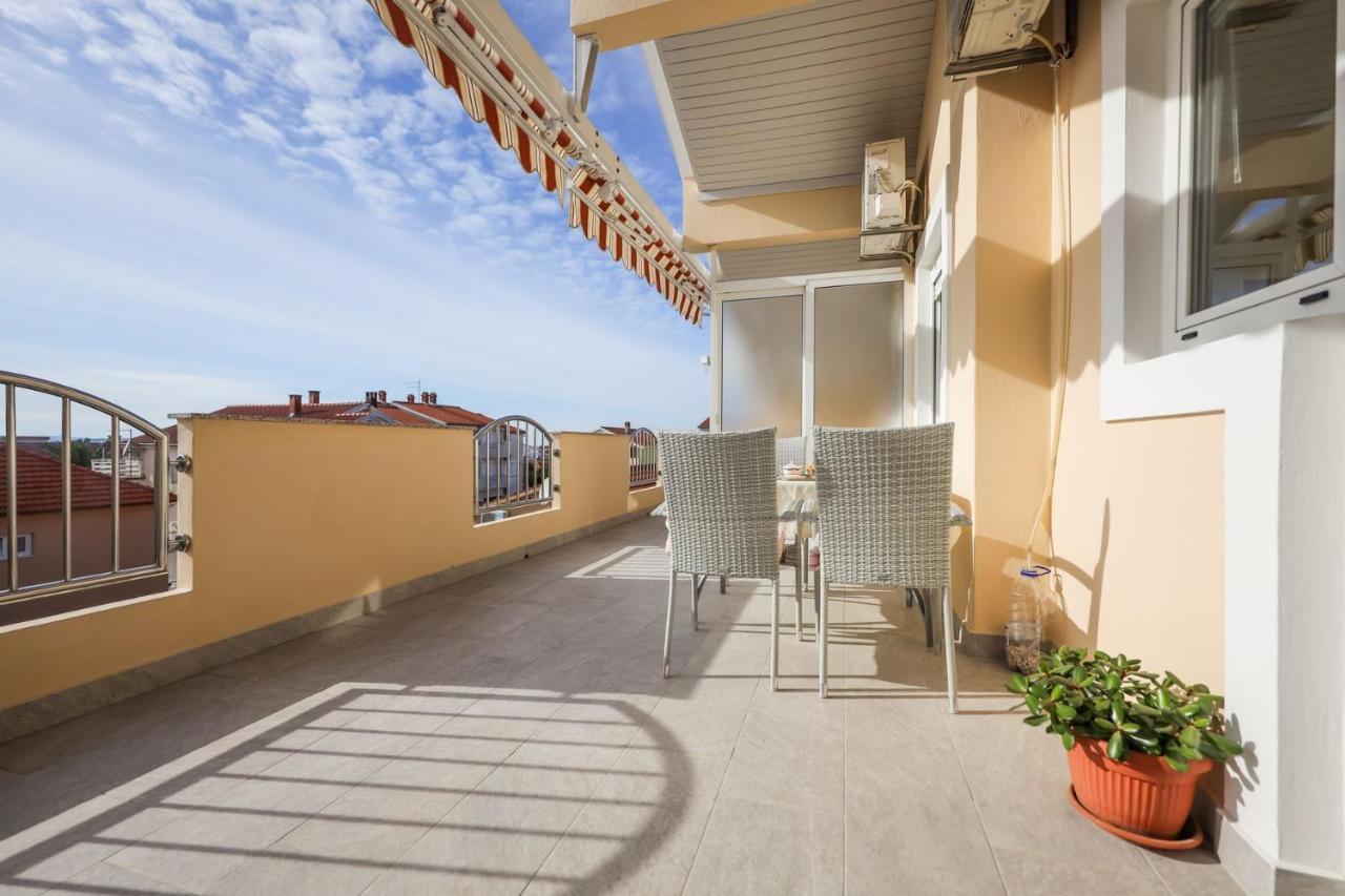Apartments Mira 扎达尔 外观 照片